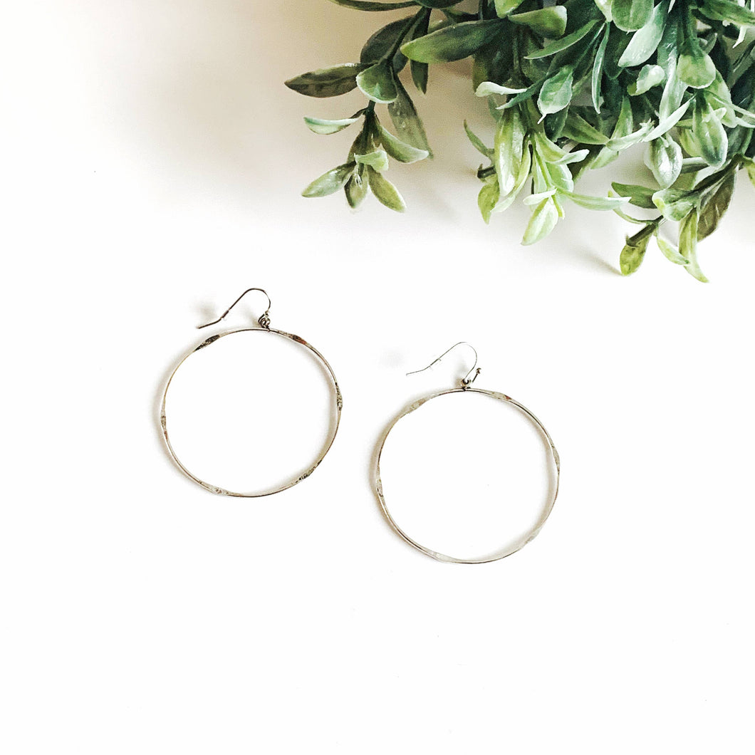 Circle Shape Delicate Earring - Silver